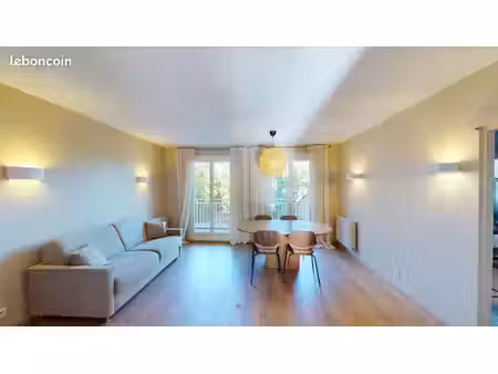 appartement 3 pièces 79 m²