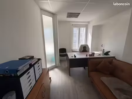 bureau à louer – meyzieu (69330)