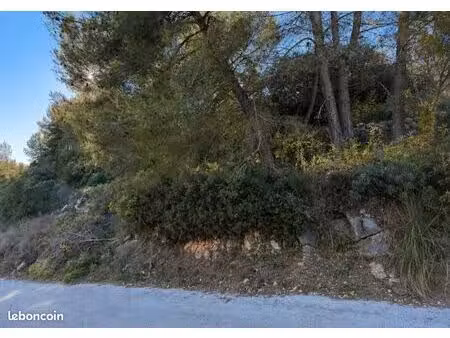 terrain 204 m² le luc