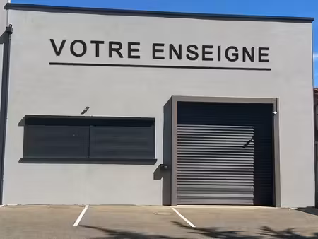 direct propriétaire - emplacement n°1 et très rare – local d’activité & showroom 400 m2 di