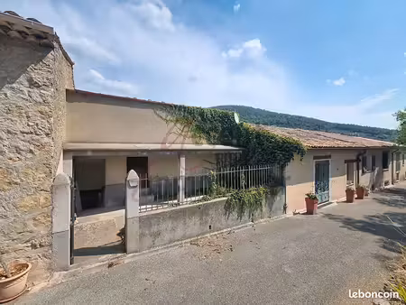 maison de village 3 pièces 52 m²