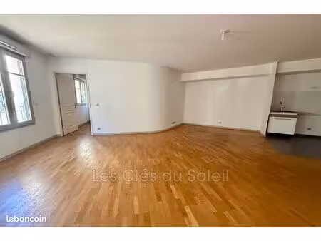 appartement 3 pièces 67 m²