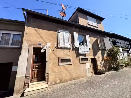 3%com maison de ville à rénover avec garage indépendant