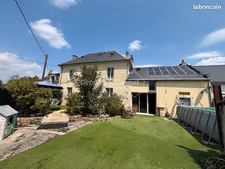 maison 10 pièces 229 m²