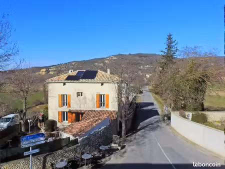 immeuble 272m2