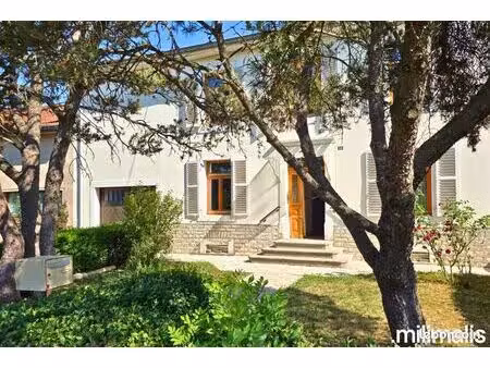 maison 7 pièces 192 m²