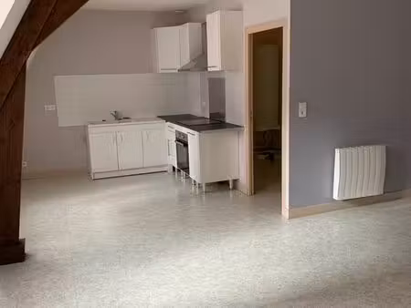 particulier loue f2 à aubusson