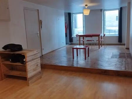 appartement 50m2   plateau central  rue lecoq