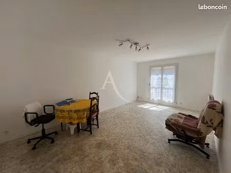appartement 3 pièces 74 m²