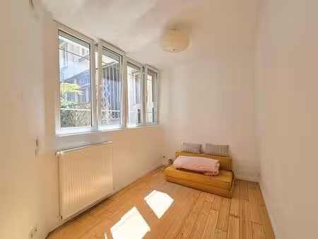 appart style loft dans le quartier des artistes