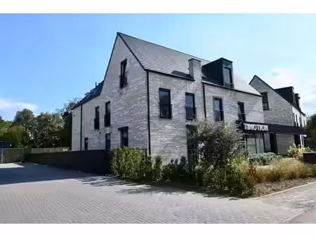 mooi dakappartement met 1 slaapkamer !