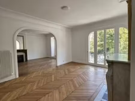 prestigieux appartement en location monceau  courcelles  ternes  france