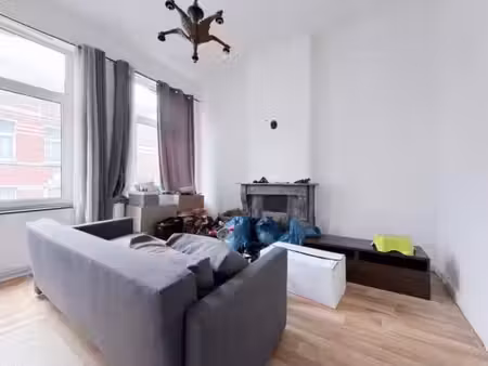 chambre à louer dans une maison à colocation de 320m2