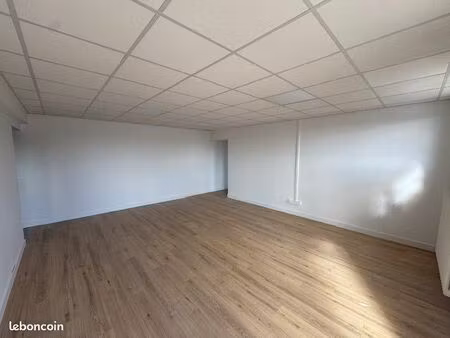 bureaux 125 m² auxerre