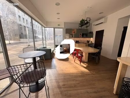 bureaux 120 m²