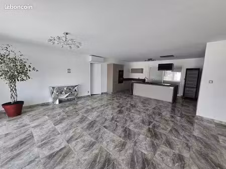 maison 4 pièces 94 m²