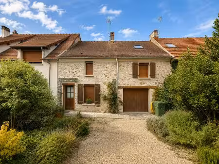 réf.3001 - maison 4 pièces avec garage et jardin