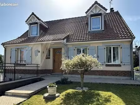 pavillon 6 pièces 110 m²