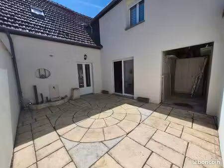 maison en pierre 108m² avec terrasse 30m² - roucy (02160)