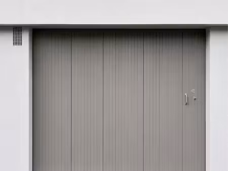 garage fermé à louer – isolé
