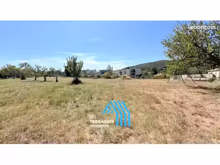 terrain 700 m² le teil