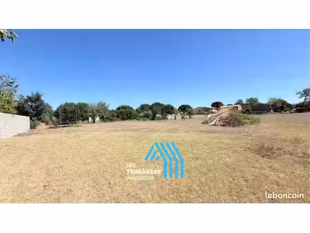 terrain 734 m² le teil