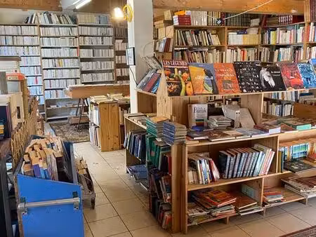 local commercial 80 m² à vendre – montolieu village du livre