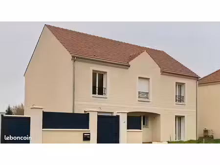 maison 5 pièces 151 m²