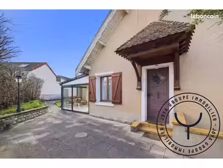maison 5 pièces 100 m²