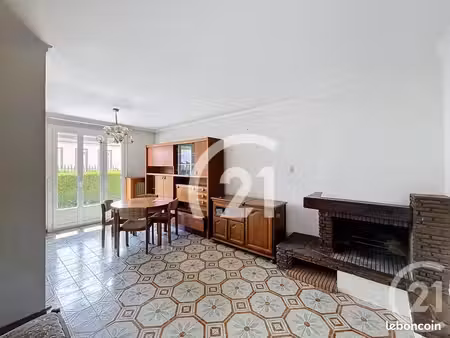 maison 5 pièces 154 m²