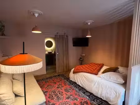loue studio meublé septembre à juin