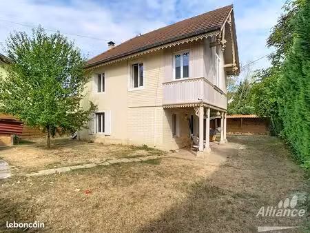 propriété 5 pièces 110 m²