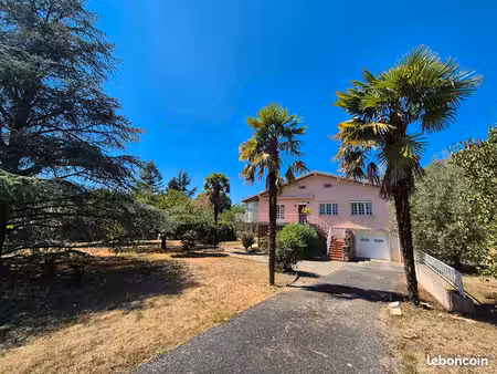 maison 5 pièces 138 m²