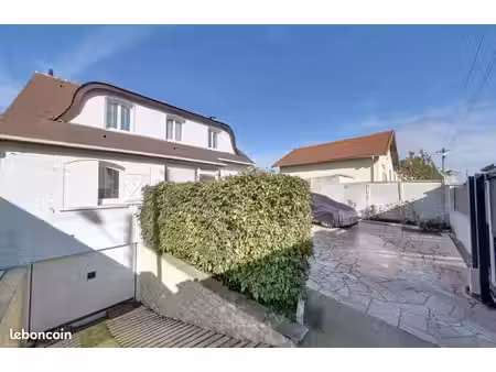 maison 4 pièces 128 m²