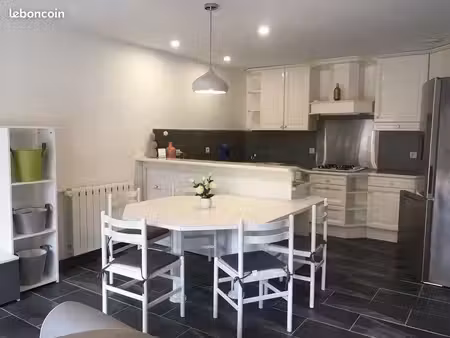 location meublée maison appartement 74m2