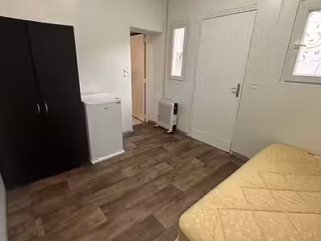 studio 16 m² carrefour pleyel métro 13 et 14