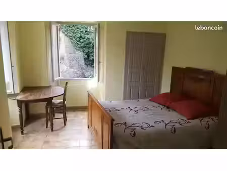 t2 meublé corté année scolaire