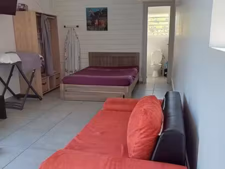agréable grand studio ht de villa