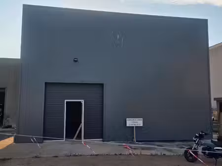 hangar a louer