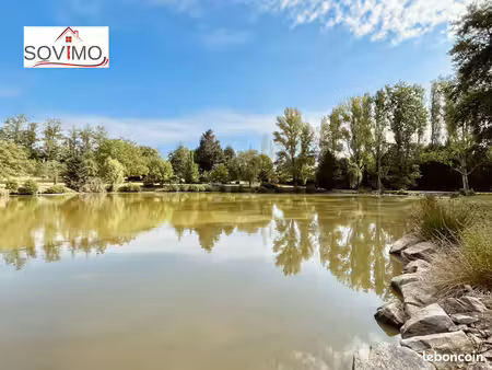 terrain 24485 m² lessac
