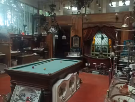 grande propriété artisanale de 400 m2 habitables