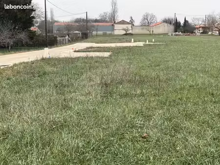 terrain à bâtir de 821 m2 au prix de 30093 à mansle (16)