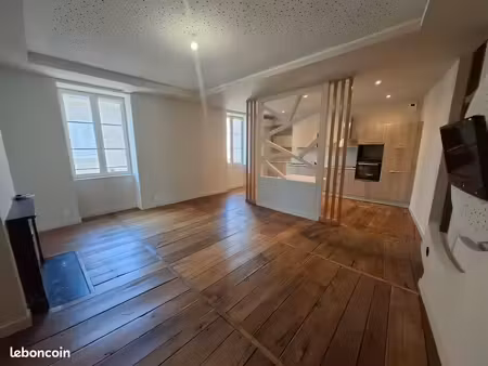 superbe appartement avec place de stationnement