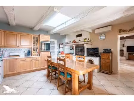 longère 6 pièces 177 m²