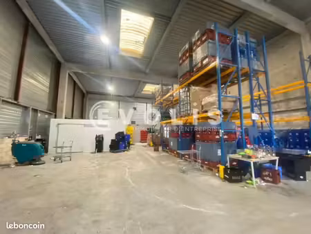 local d'activité 545 m²