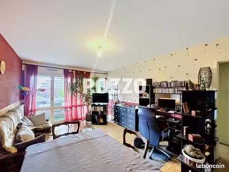 appartement 4 pièces 80 m²