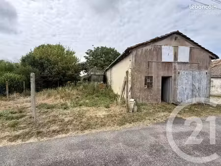 garage/box 52 m² saint fort sur gironde