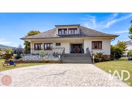 vente maison traditionnelle 8 pièces