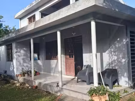 maison f5 à louer septembre à juillet  fort-de-france martinique