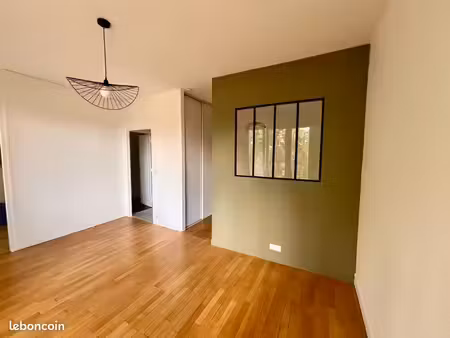 t1 bis rénové centre ville / chauffage et eau inclus